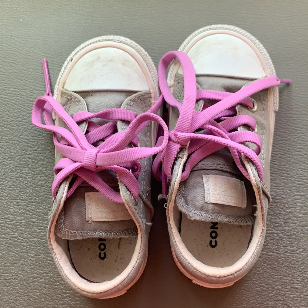 Toddler girls converse all star